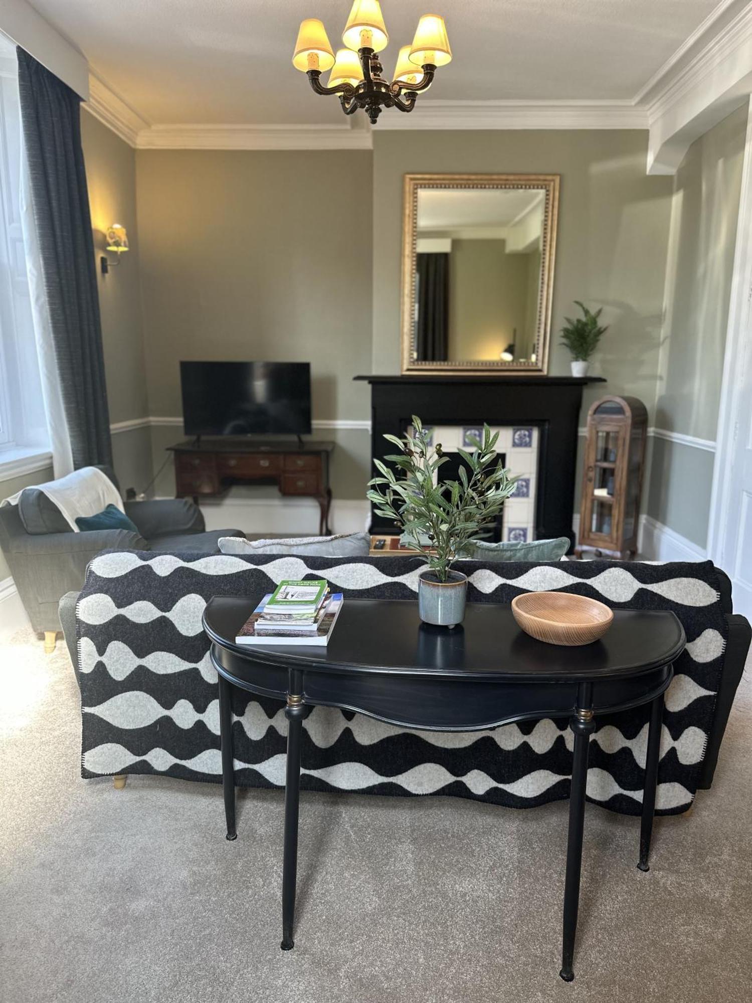 The Beeches - Chatsworth No 2 - Sleeps 4 Baslow